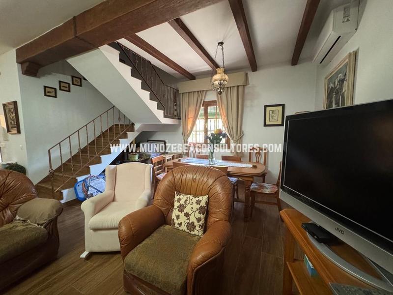 Foto 10d88a75-deb1-44a0-b0d3-c5e88a12fa90. Maison avec parking piscine dans Las Vegas - Campoaras Lucena