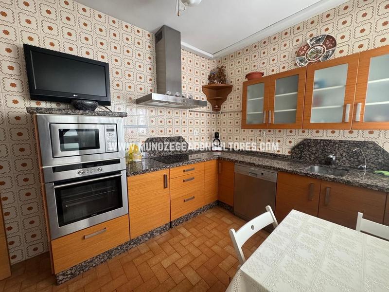 Foto dcbd28ed-04bf-4ce0-bb64-075a1ad54f73. Appartamento in Centro Lucena