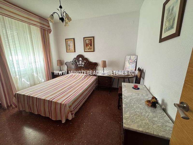 Foto c3cd8bda-7f59-45ea-a055-4d79c996c3a6. Pis a Centro Lucena