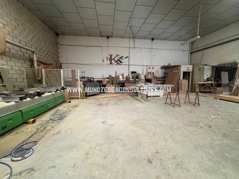 Foto 96afd264-f0a2-4a35-ba4c-c17f9e00351f. Affitto capannone industriale in Las Vegas - Campoaras Lucena