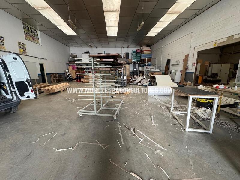 Foto 055b336d-aa5e-4beb-9db8-4334fc250379. Alquiler nave industrial en Las Vegas - Campoaras Lucena