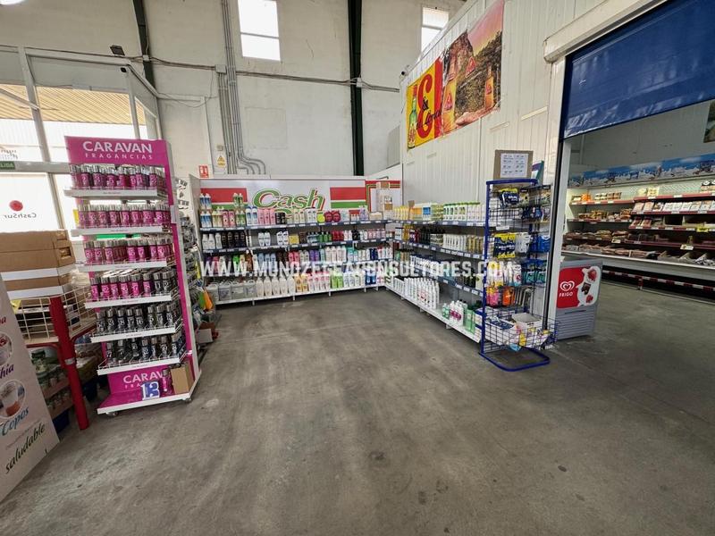 Foto e061d8d9-d1aa-4e34-9cbd-88cf8f5de7e1. Alquiler nave industrial en Poleares Lucena