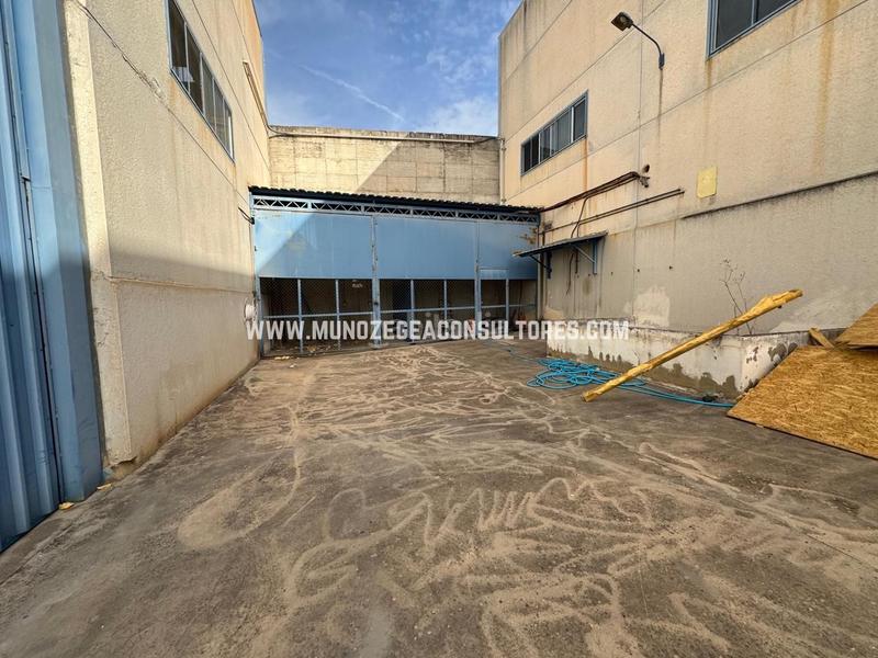 Foto 1bced44d-a2db-4817-8c98-f3b61b38eb3e. Alquiler nave industrial en Las Vegas - Campoaras Lucena