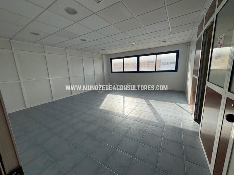 Foto 63a9cd5e-61cc-4448-ba1a-247d7e1041ae. Alquiler nave industrial en Las Vegas - Campoaras Lucena