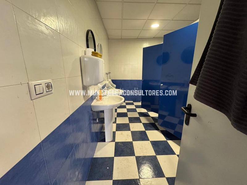 Foto 78487053-c36b-4c83-952b-413666f9d22d. Alquiler nave industrial en Las Vegas - Campoaras Lucena