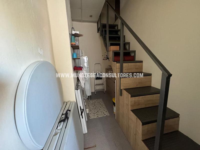 Foto 41ab27c4-10e1-43d5-be95-7f3c2e7dd9aa. Local comercial a jardín Lucena Lucena