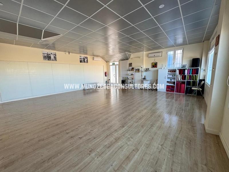 Foto fbc66cb0-db53-4f3e-aa67-70f4183c2dd2. Locale commerciale in jardín Lucena Lucena