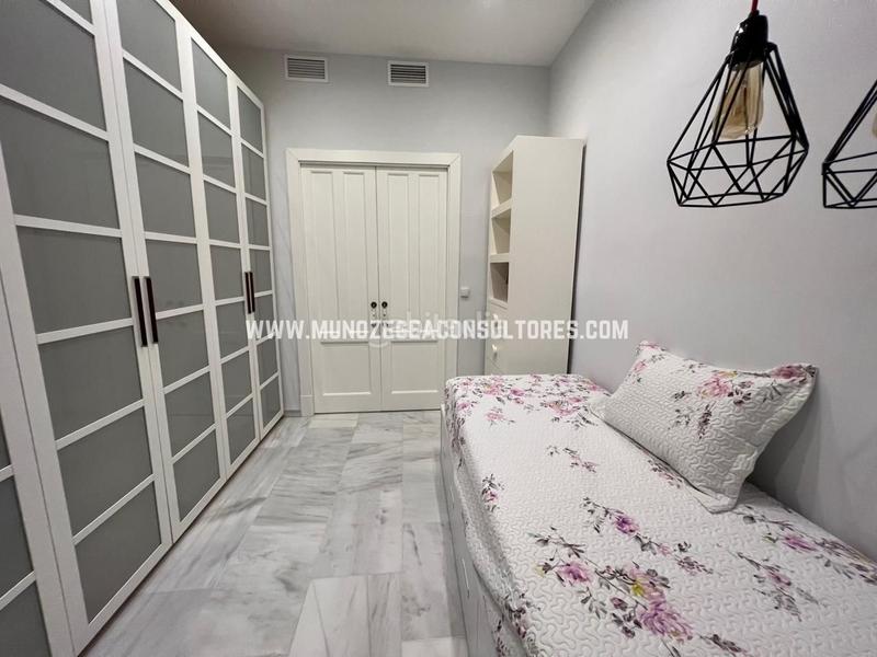 Foto 011dc933-b8ab-46f1-8a7f-076ee9341763. Erdgeschoss mit parking in Centro Lucena