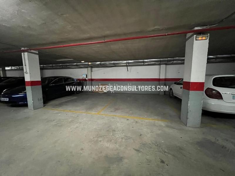 Foto 15d8f14a-cda9-45a1-9c34-799db4740fbd. Erdgeschoss mit parking in Centro Lucena