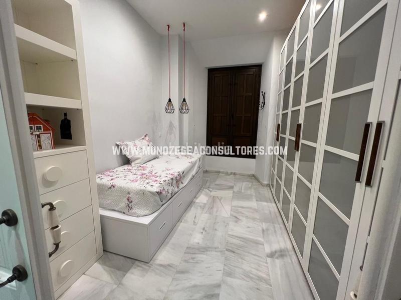 Foto 161bebaf-57bc-46fe-89a6-95a23f9beab3. Erdgeschoss mit parking in Centro Lucena