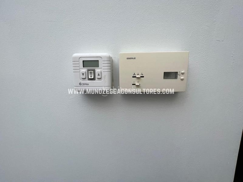 Foto f8baaba6-c935-4093-b27e-bdec6d3bfc4b. Erdgeschoss mit parking in Centro Lucena