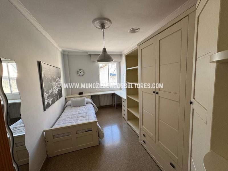 Foto de29128a-508f-4b03-995f-aa7568fc57bd. Flat with parking in San Francisco Lucena