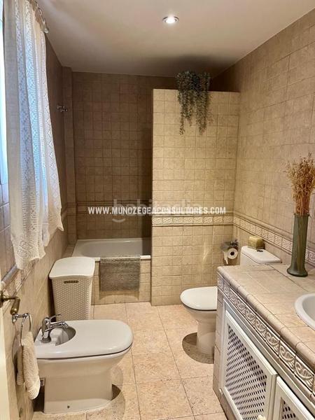 Foto 0750dd5c-c77d-4117-85a9-fdc4922a875a. House with parking in El Valle Lucena