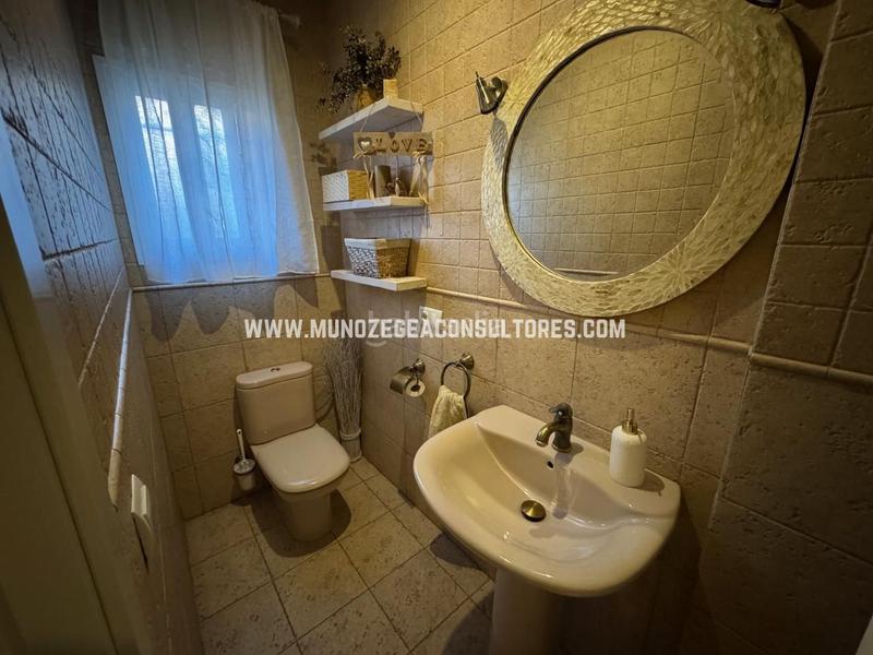 Foto 25a87083-326c-469d-99eb-5837326b10b6. House with parking in El Valle Lucena