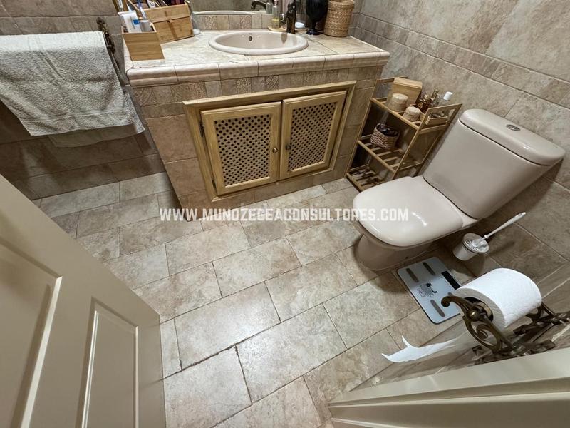 Foto 29048964-4607-4d37-a741-466630b2eed2. Maison avec parking dans El Valle Lucena