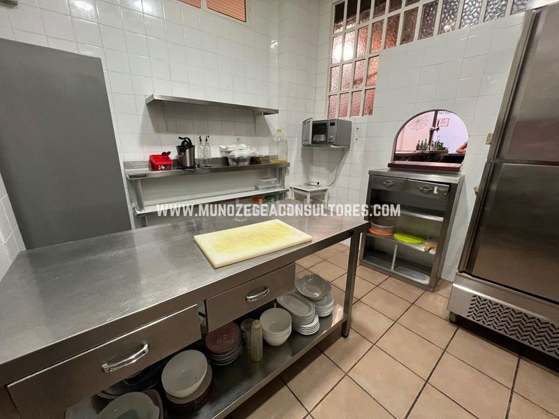 Foto 3579d670-875f-46ff-bc53-508c684e78e2. Edifici a San Francisco Lucena