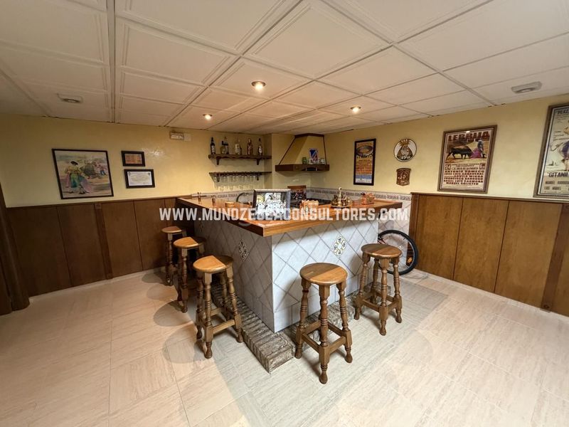 Foto 46d4b2c0-51a8-4ef7-ab2f-d25ce7036399. Casa amb aparcament a El Valle Lucena