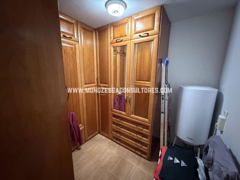 Foto 6600f6f6-c686-4651-80ef-a539b6c6e2bf. Casa amb aparcament a El Valle Lucena
