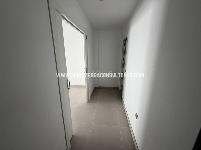 Foto a0fc6b5e-b336-4d50-8e48-46f71d8a097b. Piso en Centro Lucena