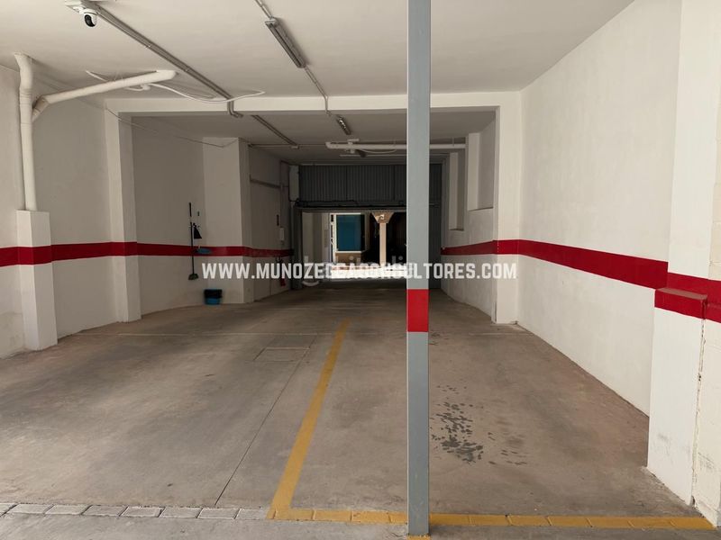 Foto 837d6944-50e6-4273-8b01-78d5b2aa16d8. Aparcament cotxe a Las Tinajerías - Juderías Lucena