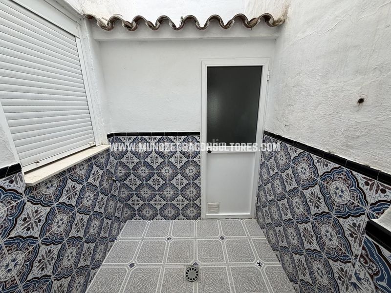 Foto 90770154-13b7-4500-9ce9-2349beee8bf9. Casa amb aparcament a San Francisco Lucena