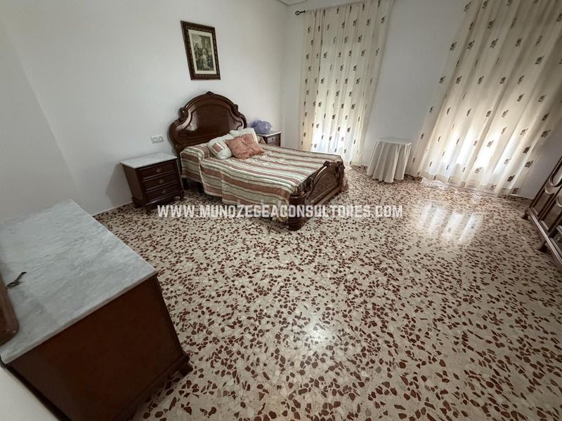 Foto be7601a8-049c-4c4a-9983-45827110c8f6. Casa amb aparcament a San Francisco Lucena