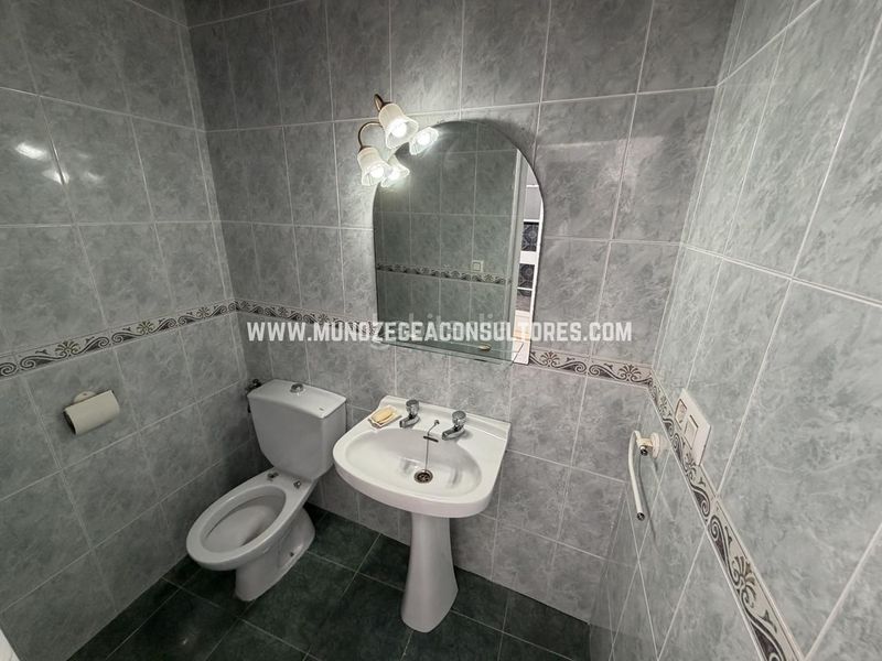 Foto ea7ea23b-124b-4809-8d95-8d978e4ec1e0. Casa amb aparcament a San Francisco Lucena