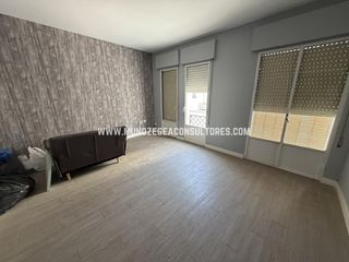 Etagenwohnung  Palacios