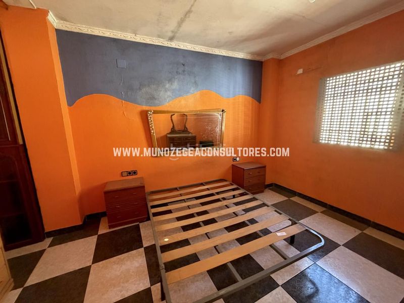 Foto 96e3d7b7-5549-404e-8fc5-1d08f1ff2cb3. Casa a Baena
