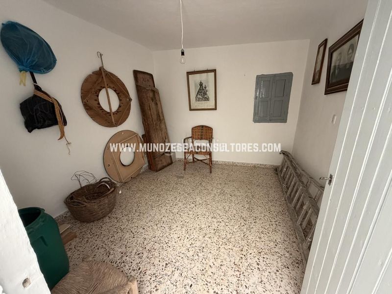 Foto 4f83282e-1843-4e35-a5b7-41dcbd796ee2. Casa a Rute