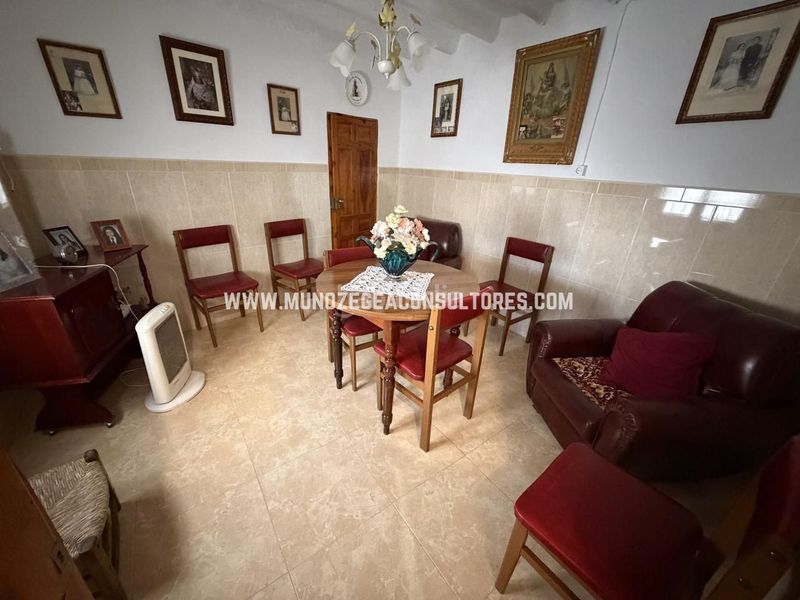 Foto df7fcc75-d586-4168-b93c-909f44d556da. Casa a Rute