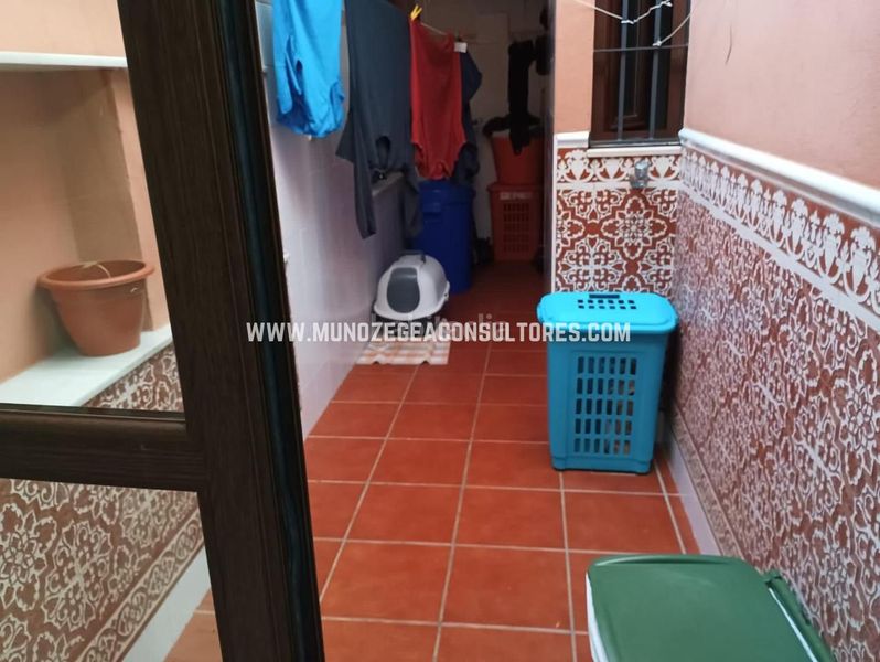 Foto 3e85c494-9ddb-47b9-9f75-04781cb1fcc5. Pis a Centro Lucena