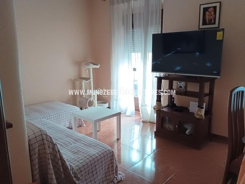 Foto 9942cf93-8133-4748-8a61-fa105b002179. Pis a Centro Lucena