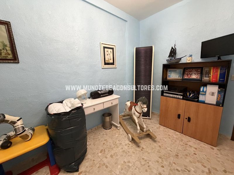 Foto eb61d639-0db8-41fc-91bb-9b2b52f99314. Casa amb aparcament a San Francisco Lucena