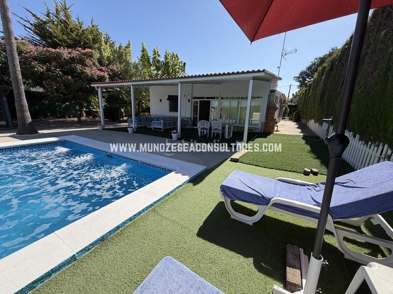 Foto 007b46c1-deb3-45ec-be14-f30a2f012769. Casa amb aparcament piscina a Las Vegas - Campoaras Lucena