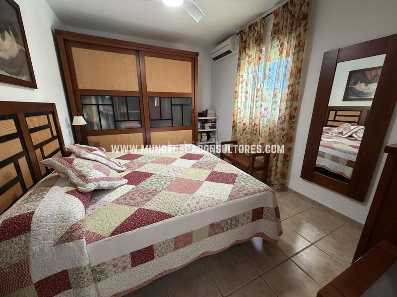 Foto 1142ac19-eecc-4d4c-9c65-a1517818d43d. Casa amb aparcament piscina a Las Vegas - Campoaras Lucena