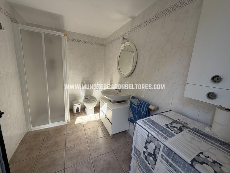 Foto d3dd8ada-415b-4554-a997-f6cd0146be8e. Casa amb aparcament piscina a Las Vegas - Campoaras Lucena