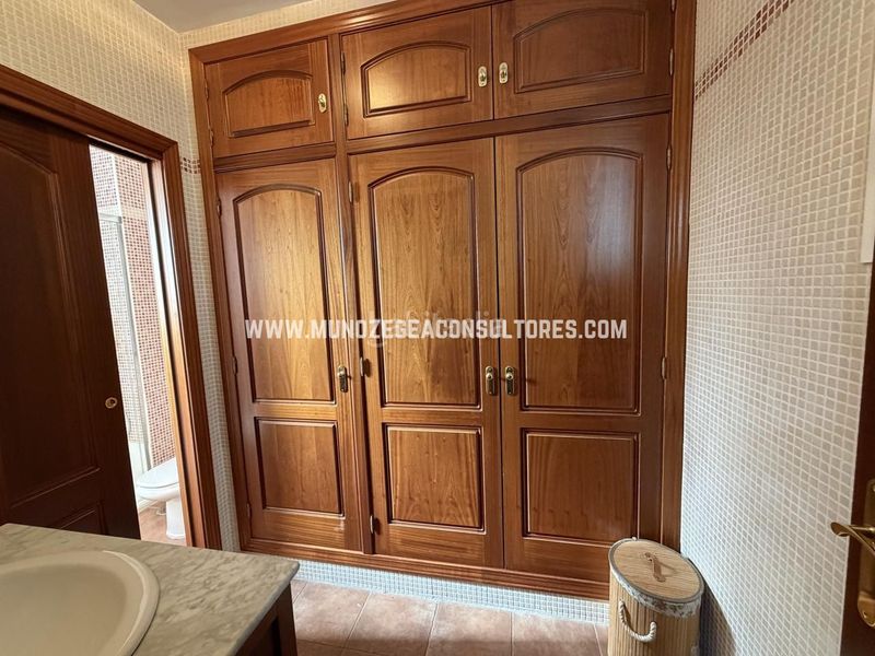 Foto 08e5ffd3-d1da-4b1d-b5ce-cfb30d3909fa. Casa amb aparcament a Las Tinajerías - Juderías Lucena