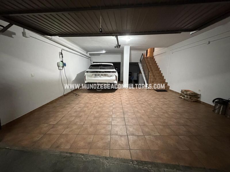 Foto b4d2eac9-a86f-4a70-a28e-699c60db037c. Casa amb aparcament a Las Tinajerías - Juderías Lucena