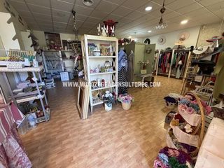Local Comercial a Del Parque