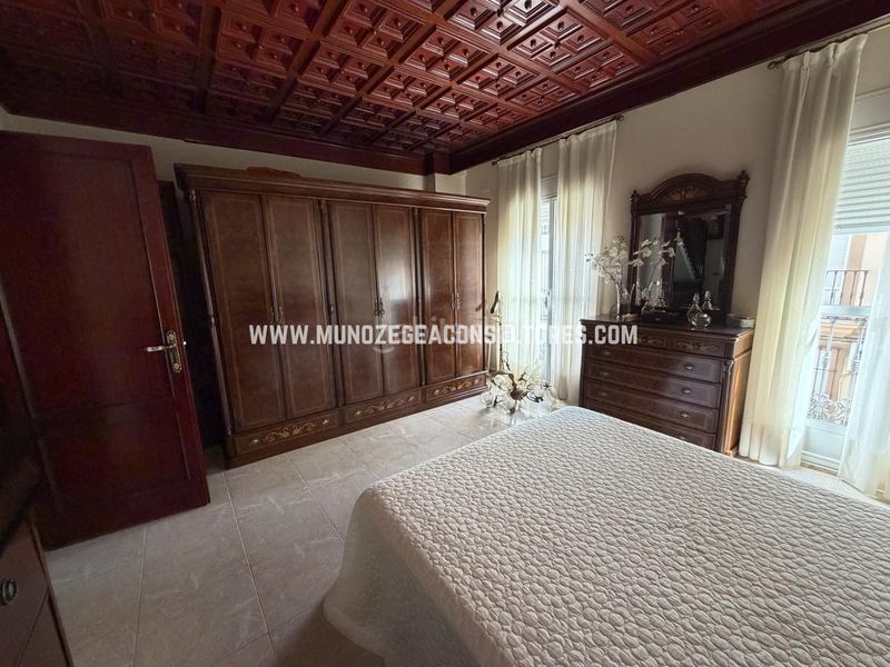 Foto 46c9e443-68a0-4dad-98e8-7f0d6f327dc7. Casa a Centro Lucena
