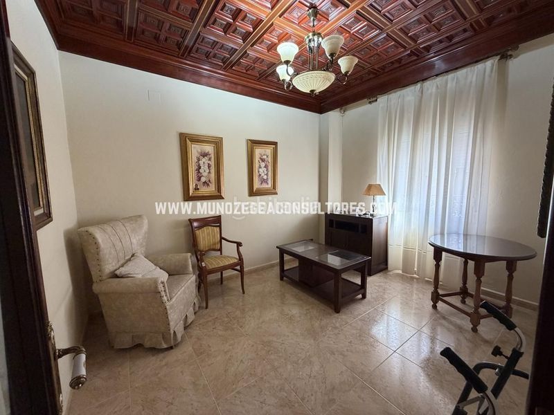 Foto 70e43a52-f9c5-4578-b5fa-22c9fc3e8b20. Casa a Centro Lucena