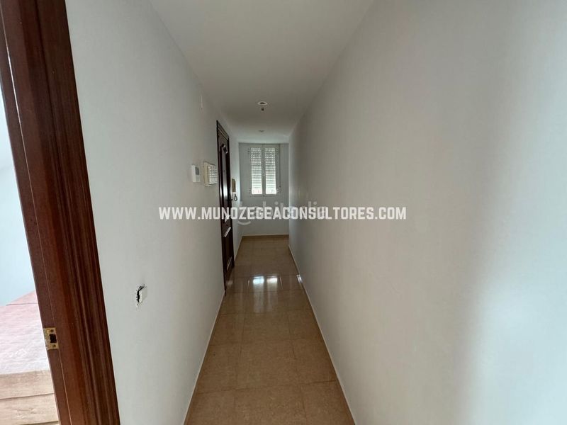 Foto 8c17e03d-b93d-4786-ab38-4f3aae7d2f82. Piso en Centro Lucena