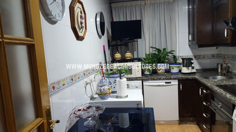 Foto 48e0b2f4-8907-4687-b16c-2e3362b4b6f3. Flat in Centro Lucena