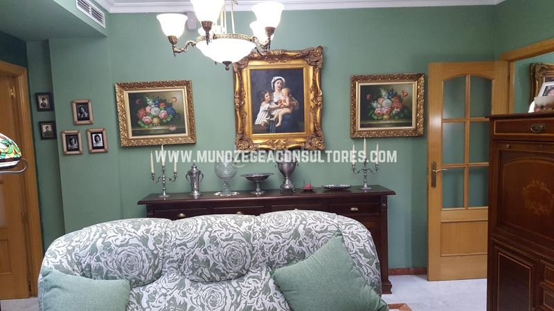 Foto e4e217b3-033d-4312-8081-ccf4cf66d22c. Flat in Centro Lucena