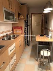 Pis en Poleares. Disponemos de un piso que  se encuentra junto al paseo del coso