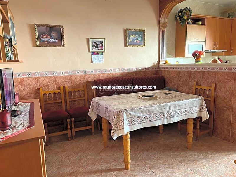 Foto 6dd73a05-2ff5-4398-998b-3579d10c650f. Casa amb aparcament a Navas del Selpillar Lucena