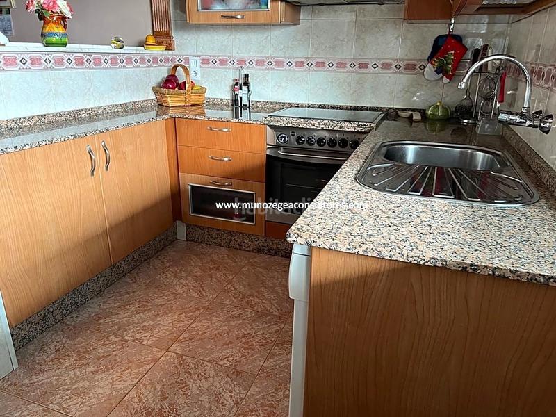 Foto 9f29c0e2-d450-4060-b3a6-e7bd9119050d. Casa amb aparcament a Navas del Selpillar Lucena