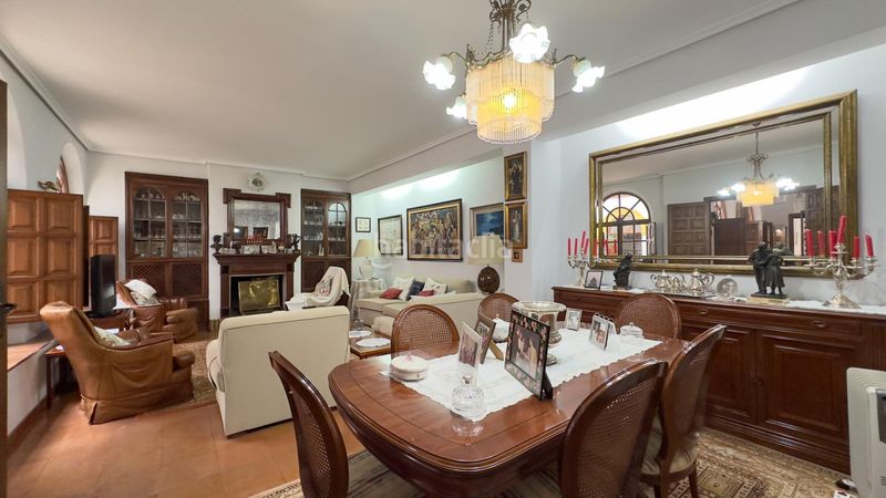 Foto 2fd7fb8d-fa88-4d2e-a06e-ac21f2cb42e6. Casa amb aparcament a casco histórico - ribera - san basilio Córdoba