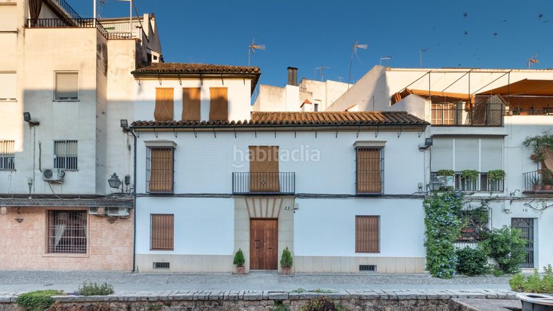 Foto a16e003c-8e12-4a66-9b0d-f4f247d3feef. Casa amb aparcament a casco histórico - ribera - san basilio Córdoba